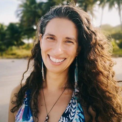 Roxana Sufan