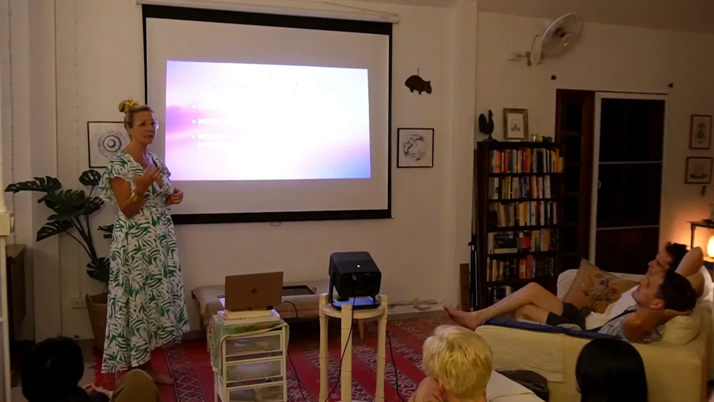 Willo Sana talking through the practice: notice, return, choose